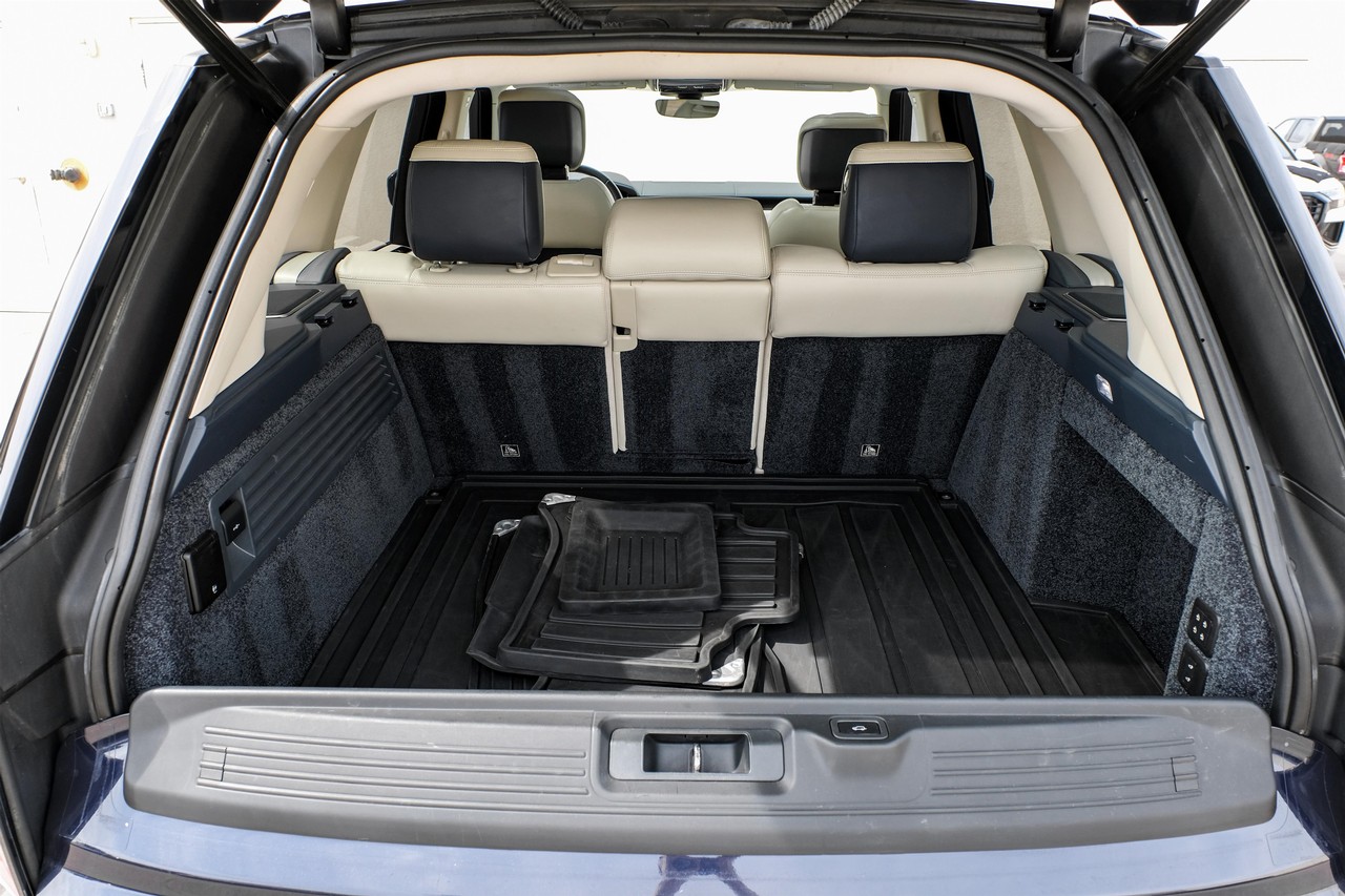Land Rover Range Rover Vehicle Main Gallery Image 51