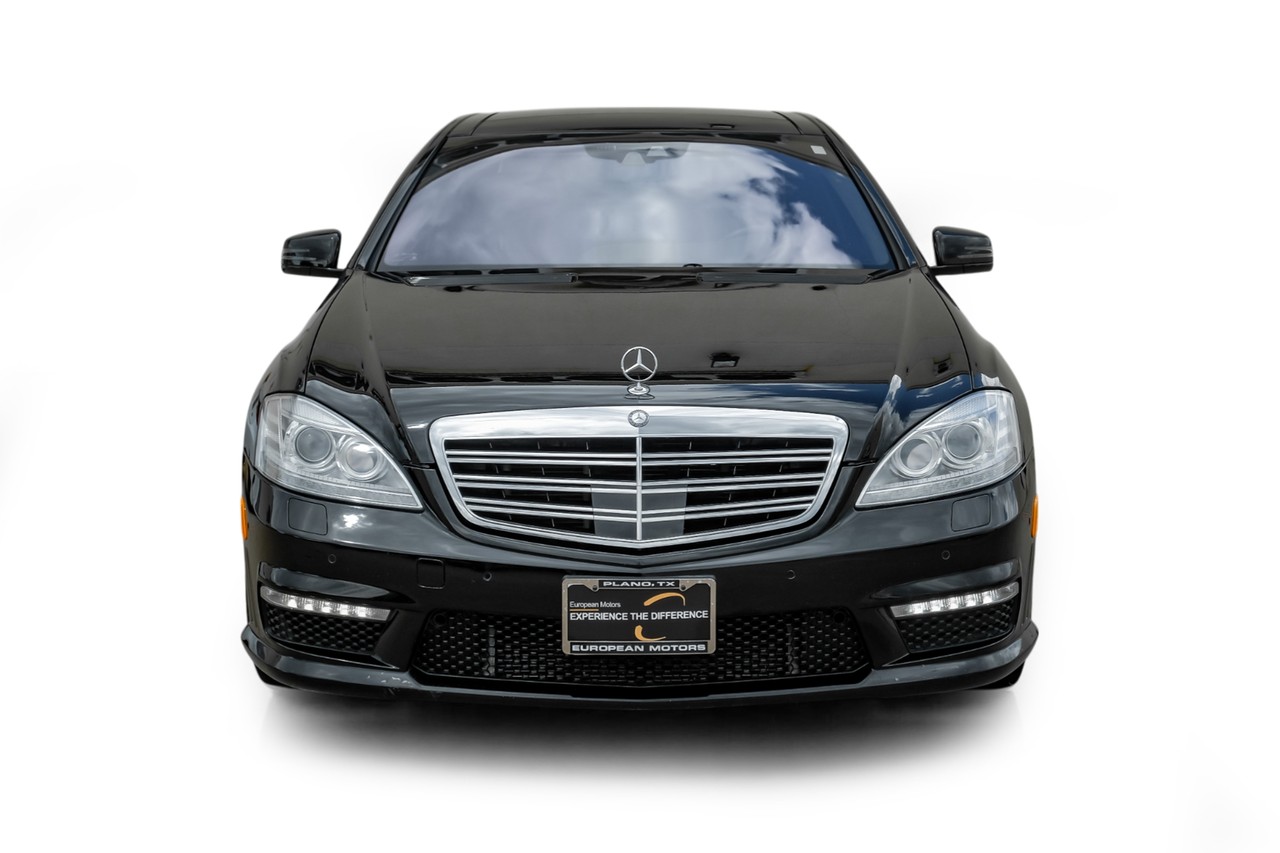 Mercedes-Benz S-Class Vehicle Main Gallery Image 05