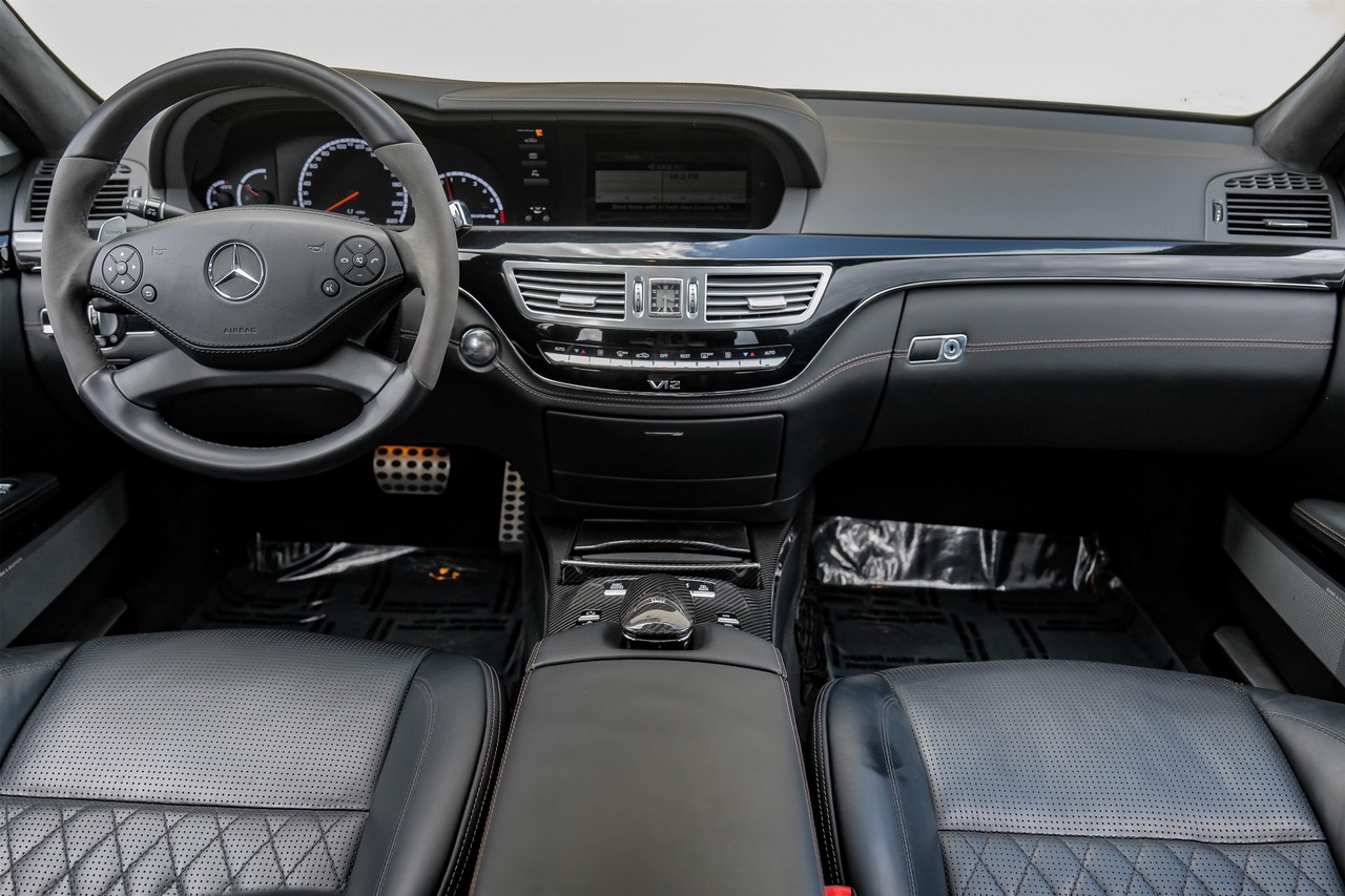 Mercedes-Benz S-Class Vehicle Main Gallery Image 17