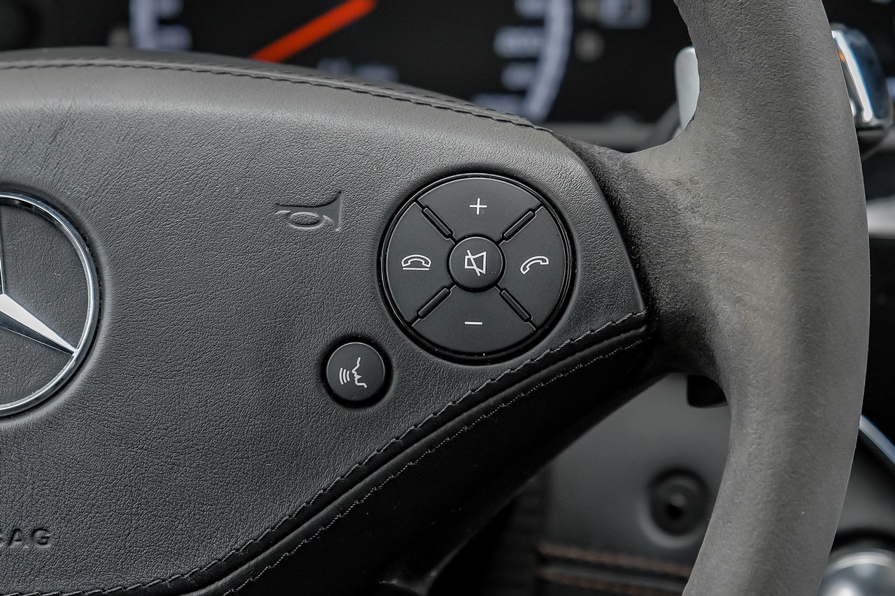 Mercedes-Benz S-Class Vehicle Main Gallery Image 21