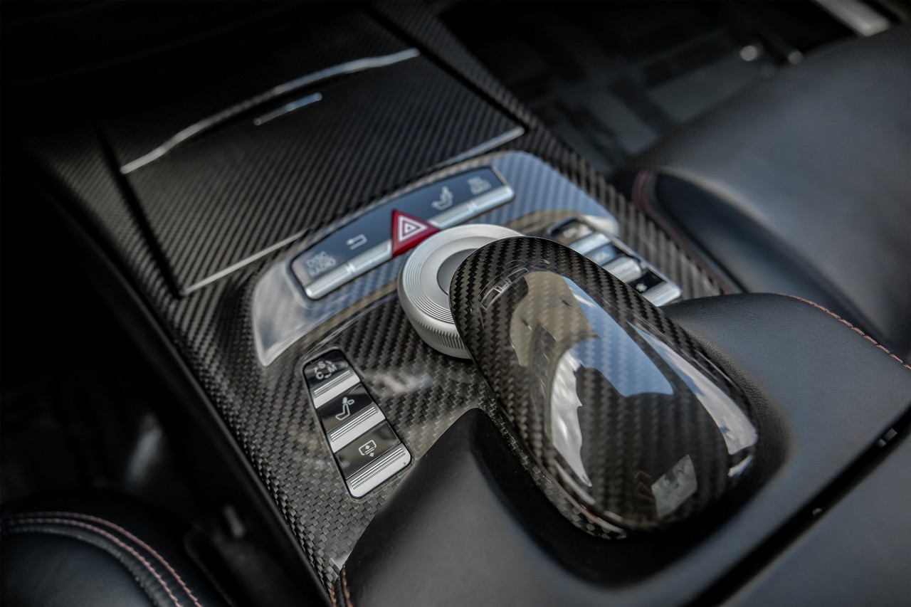 Mercedes-Benz S-Class Vehicle Main Gallery Image 33
