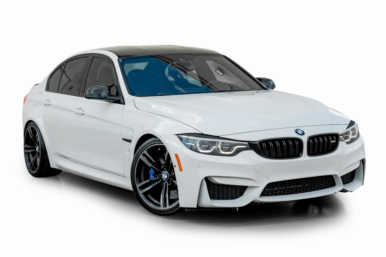 BMW M3 Vehicle Main Gallery Image 05
