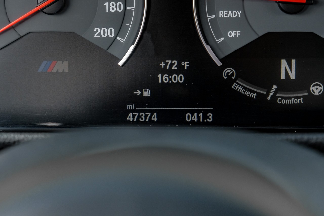 BMW M3 Vehicle Main Gallery Image 22