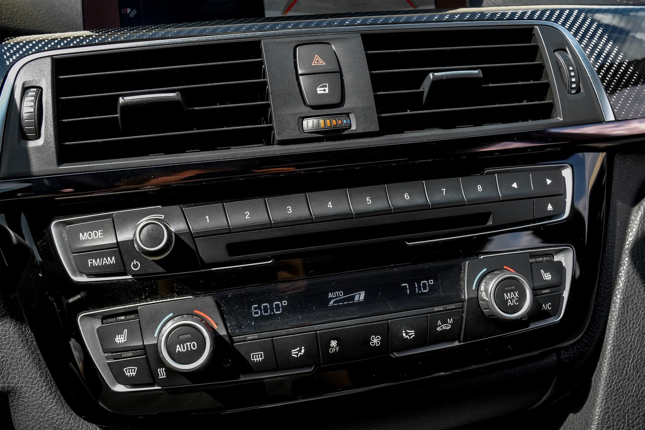 BMW M3 Vehicle Main Gallery Image 29