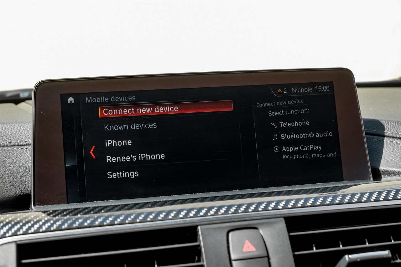 BMW M3 Vehicle Main Gallery Image 34