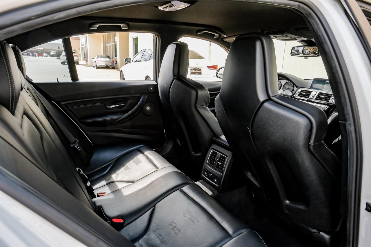 BMW M3 Vehicle Main Gallery Image 39