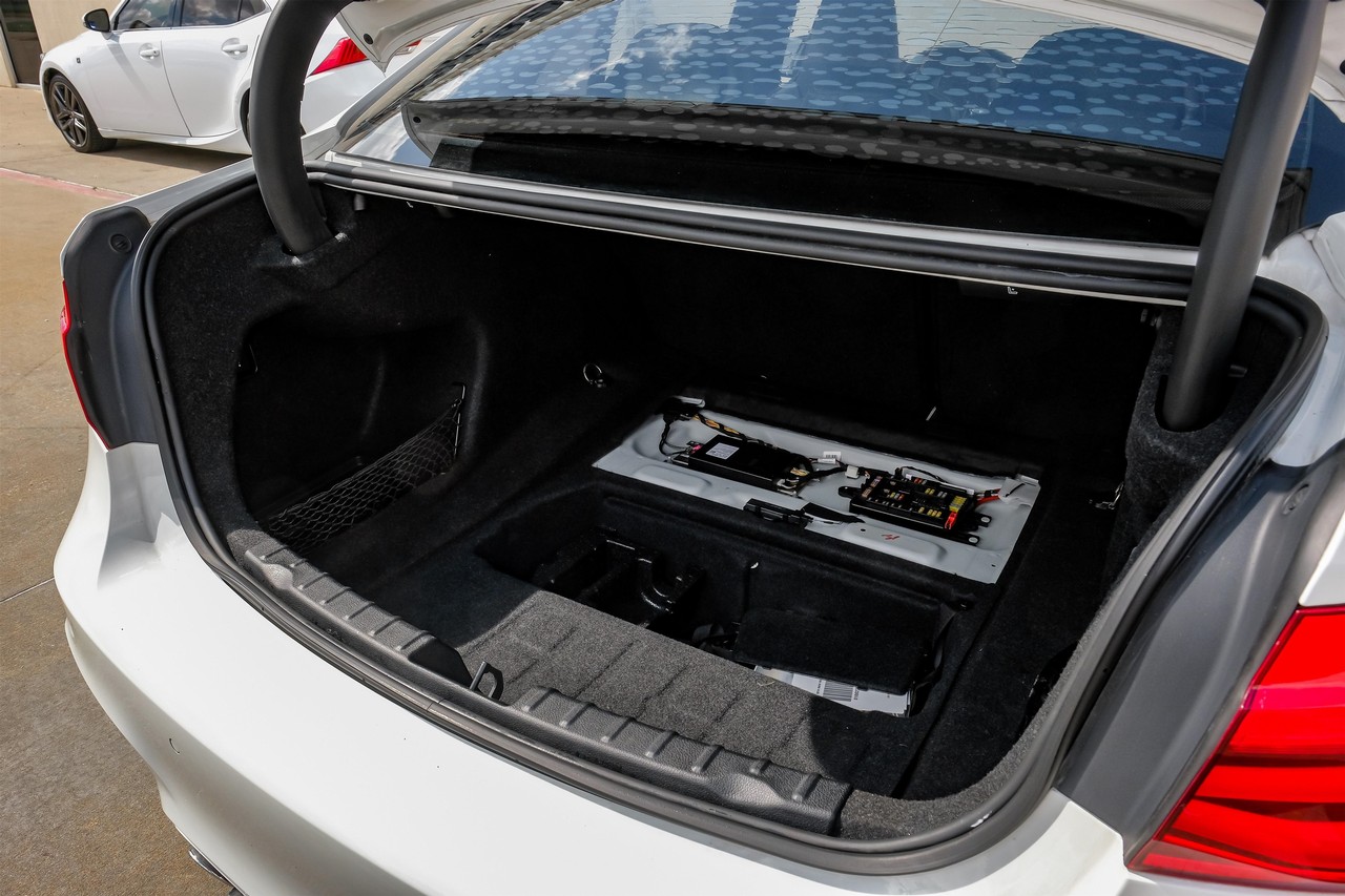 BMW M3 Vehicle Main Gallery Image 51