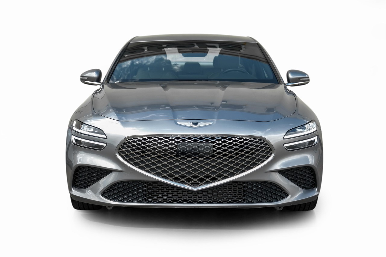 Genesis G70 Vehicle Main Gallery Image 05