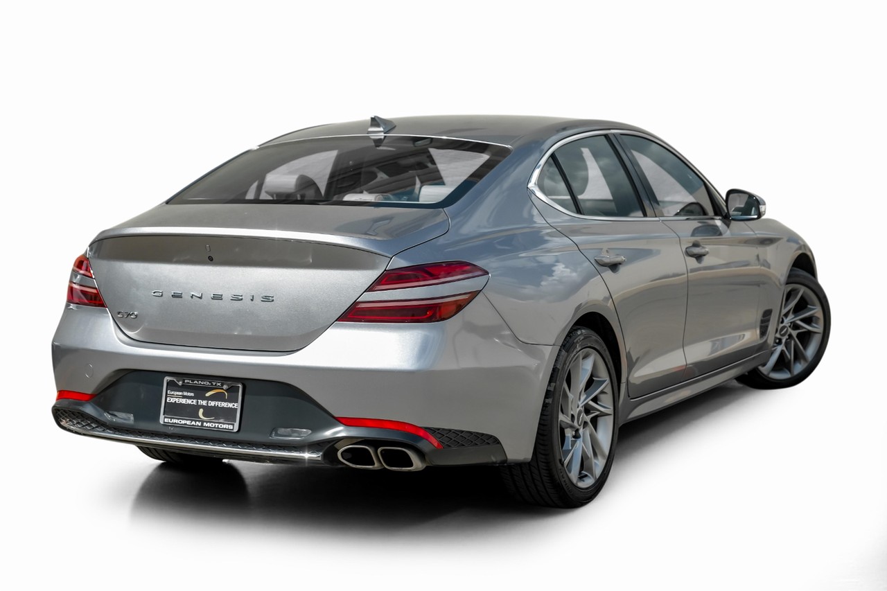 Genesis G70 Vehicle Main Gallery Image 10