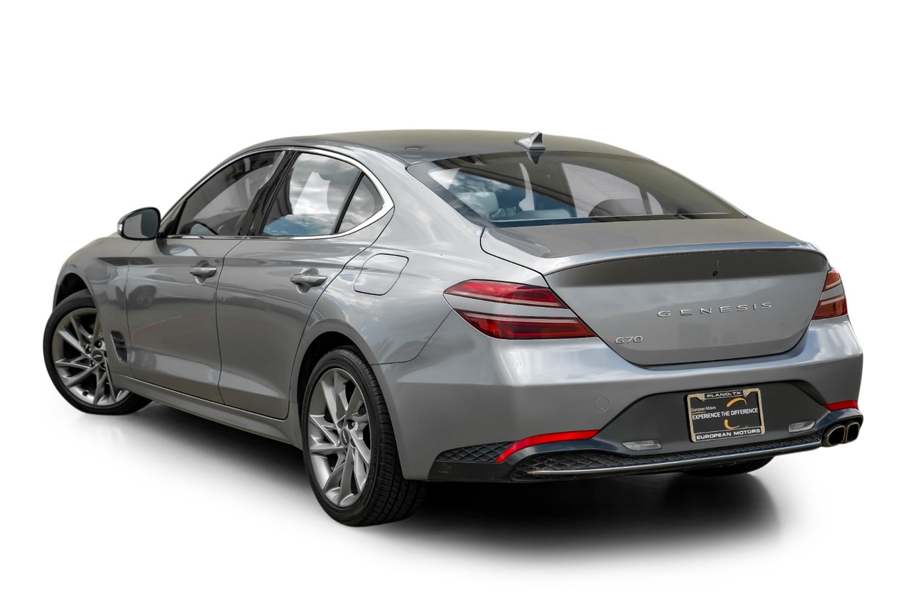 Genesis G70 Vehicle Main Gallery Image 12