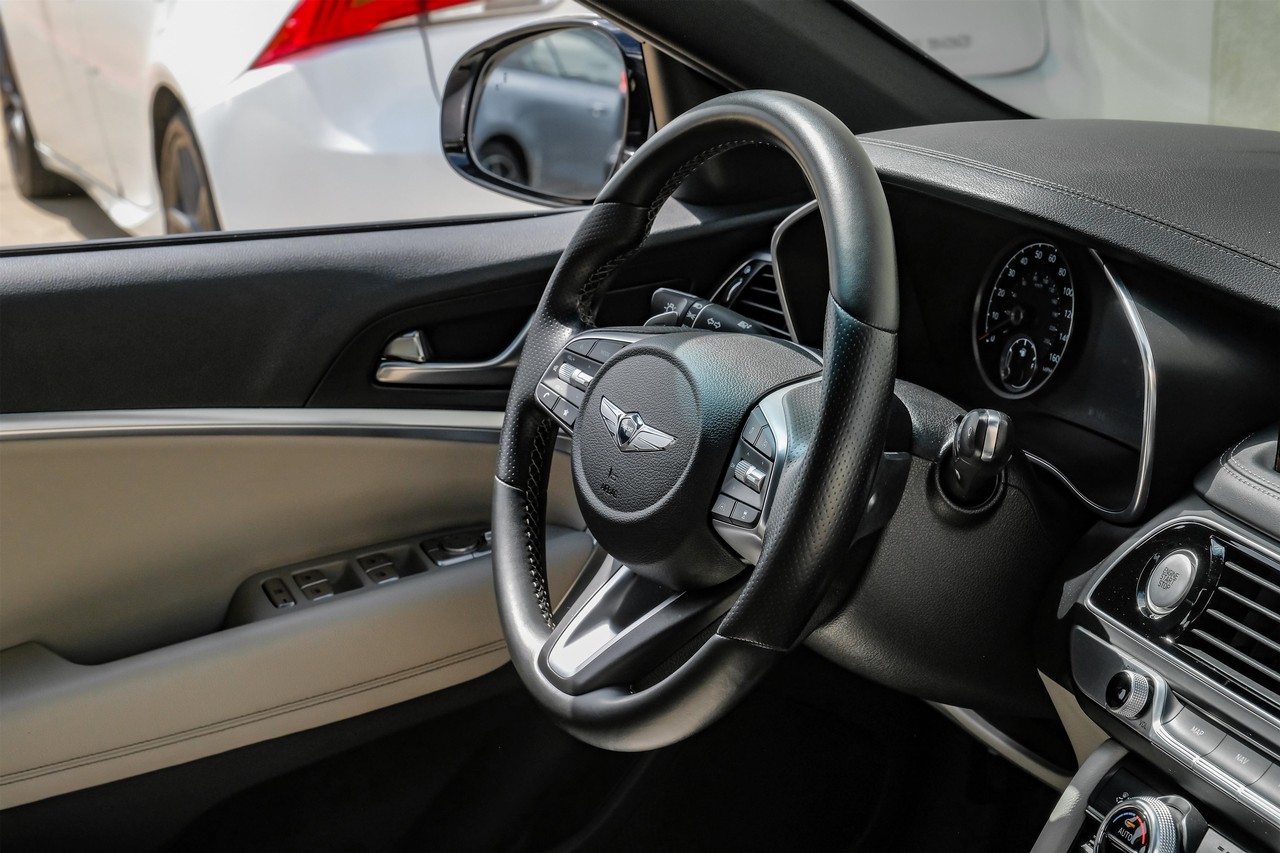 Genesis G70 Vehicle Main Gallery Image 18