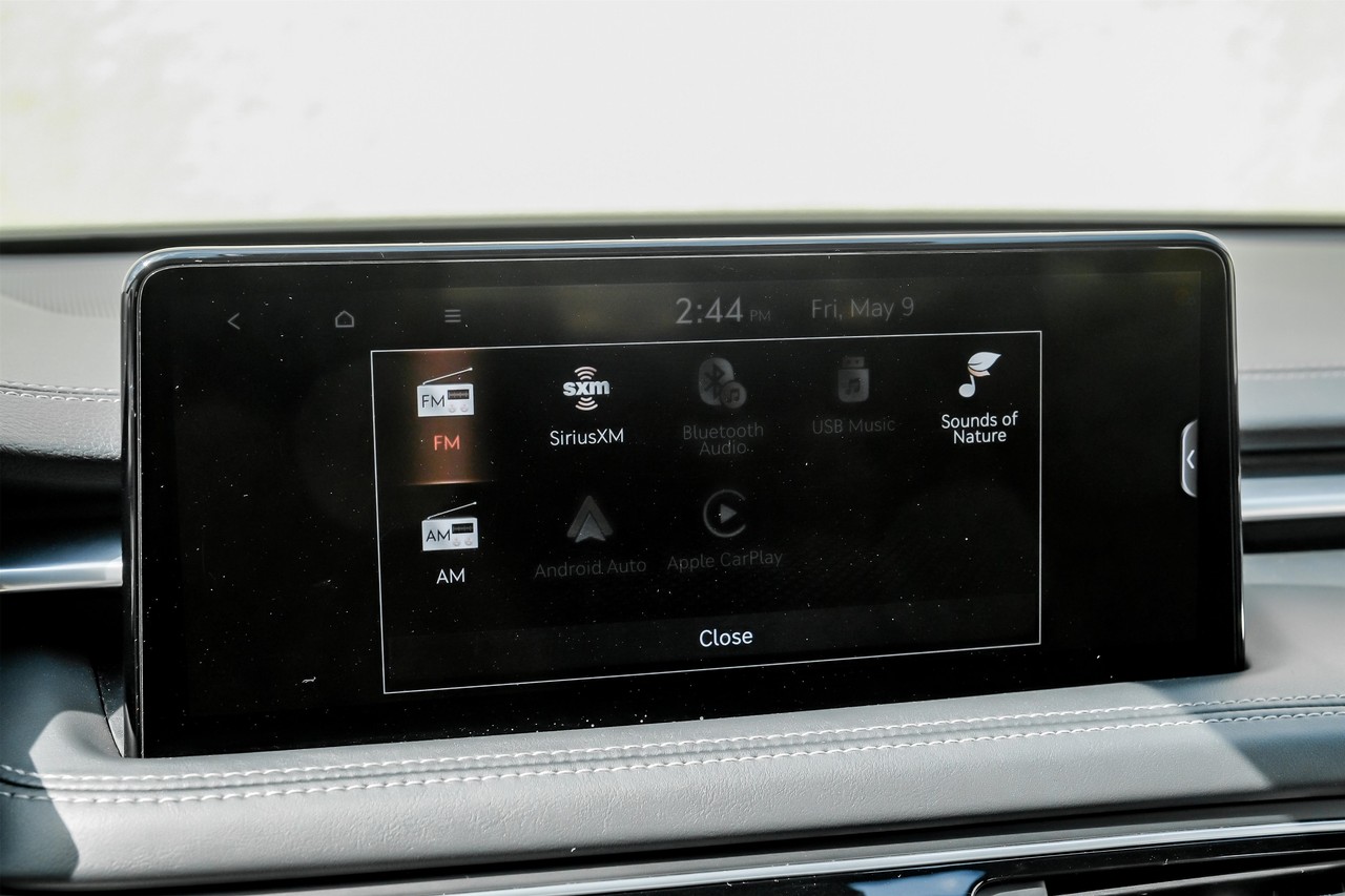 Genesis G70 Vehicle Main Gallery Image 34