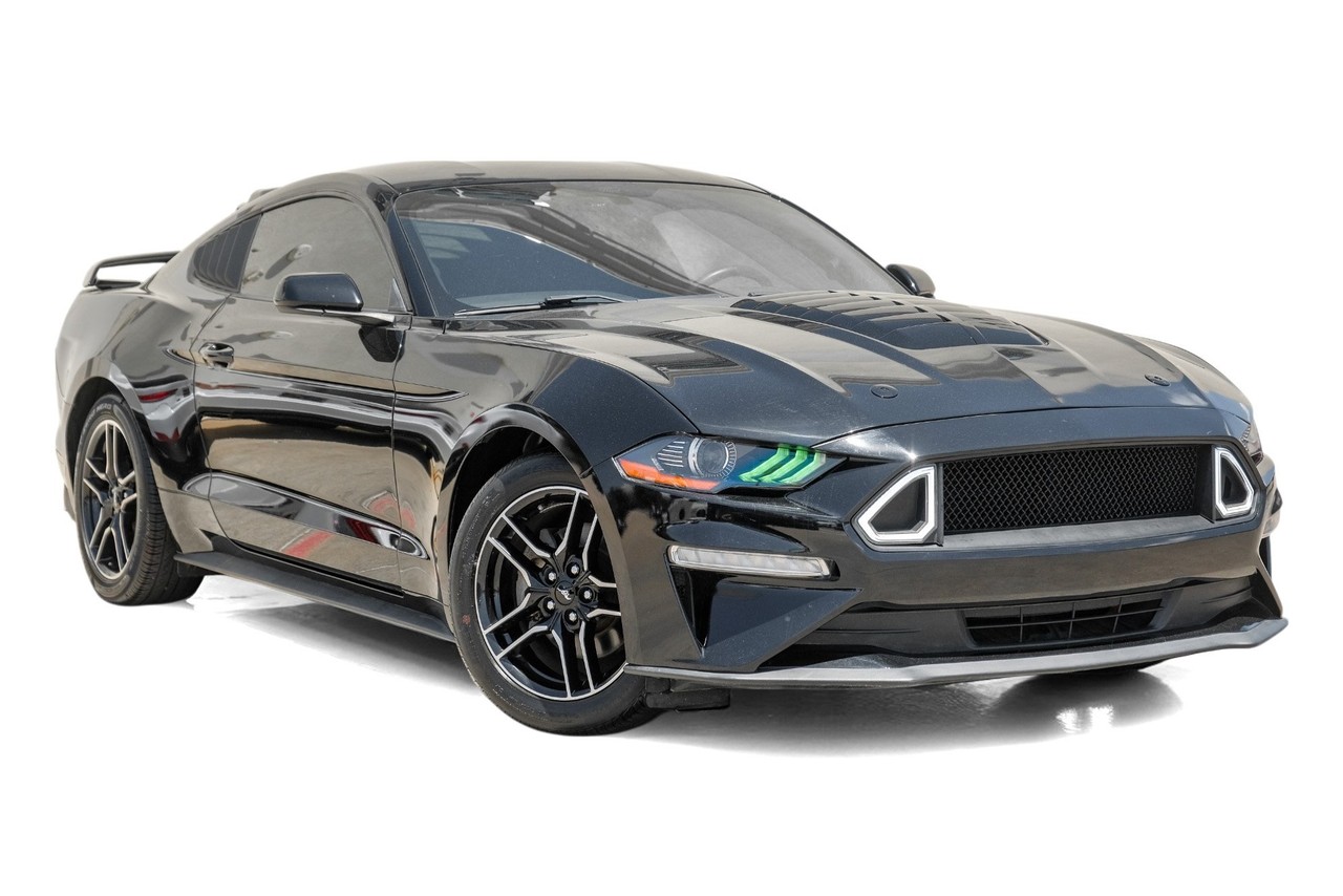 Ford Mustang Vehicle Main Gallery Image 05