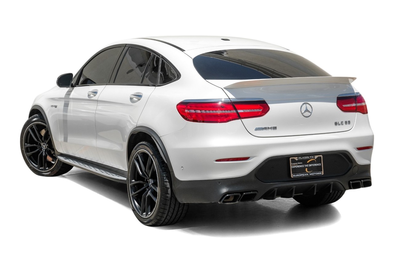 Mercedes-Benz GLC Vehicle Main Gallery Image 11
