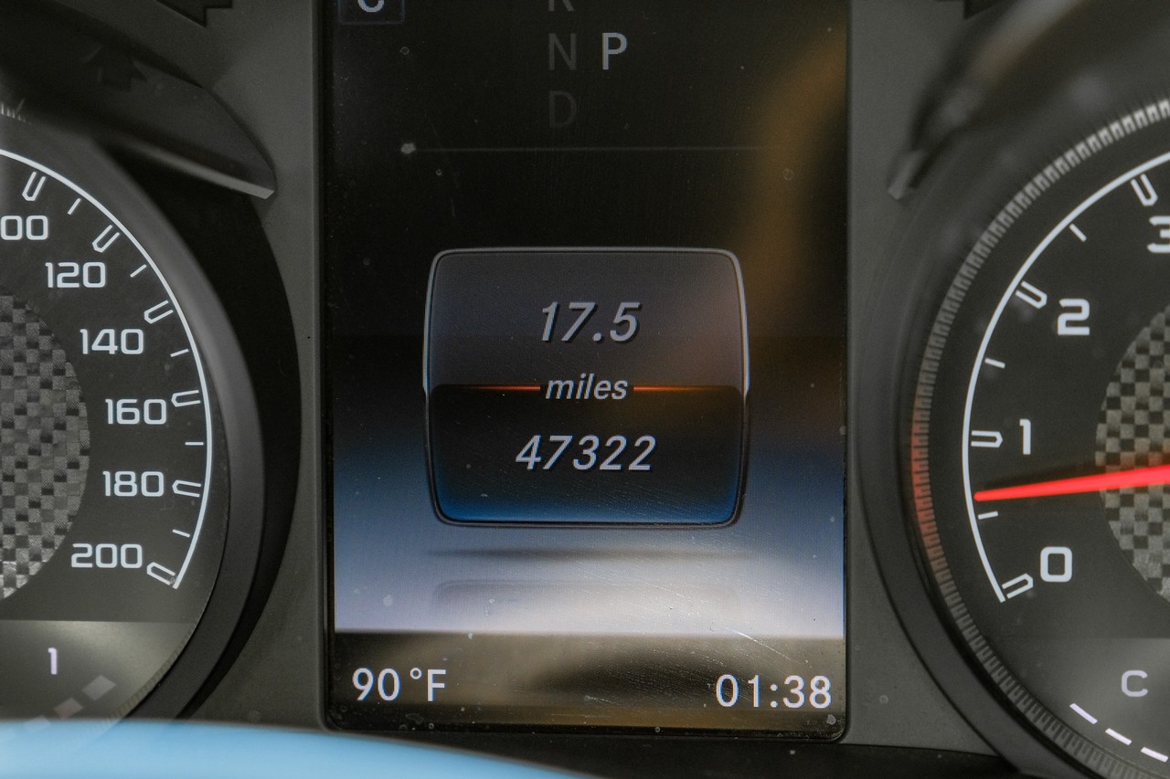 Mercedes-Benz GLC Vehicle Main Gallery Image 18
