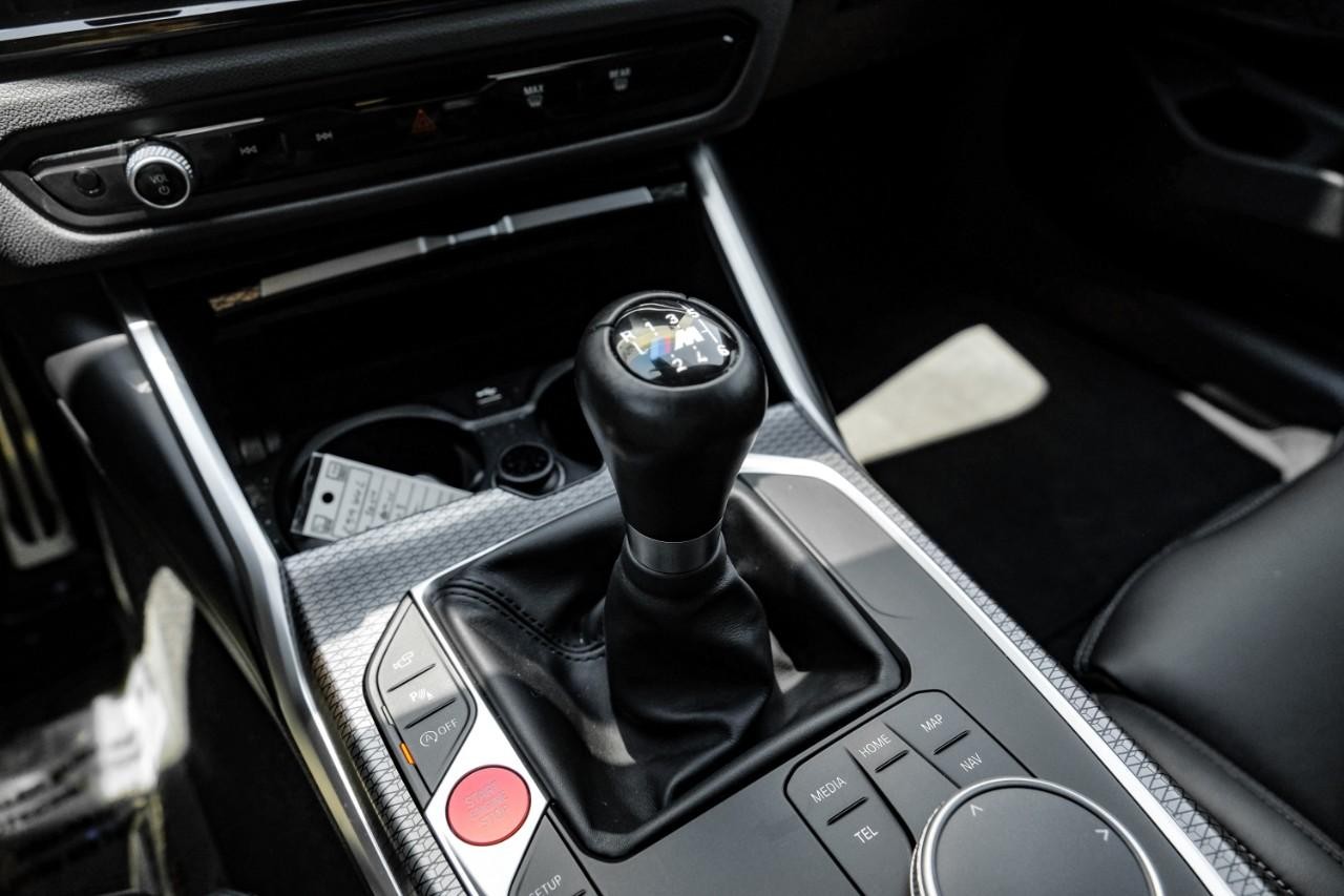 BMW M3 Vehicle Main Gallery Image 24