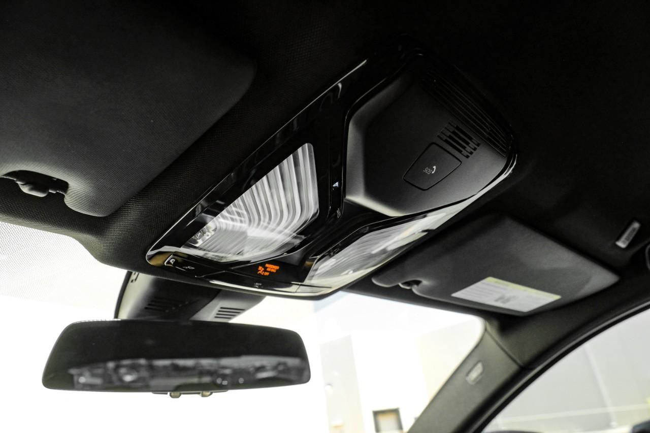 BMW M3 Vehicle Main Gallery Image 26