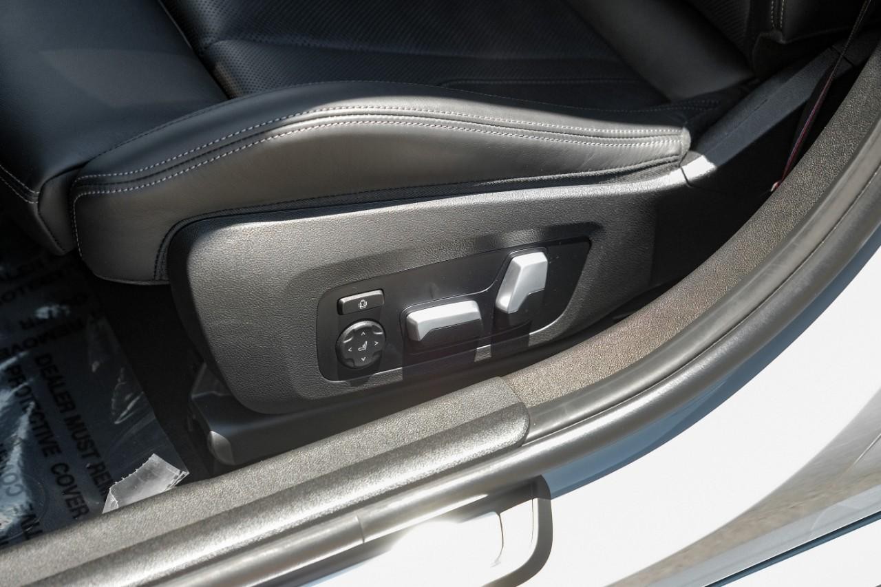 BMW M3 Vehicle Main Gallery Image 30