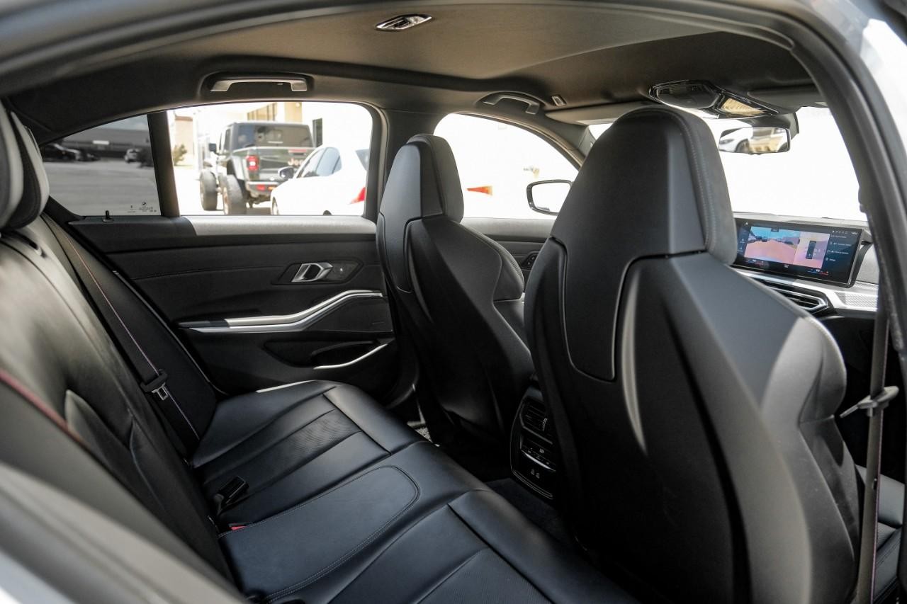 BMW M3 Vehicle Main Gallery Image 33