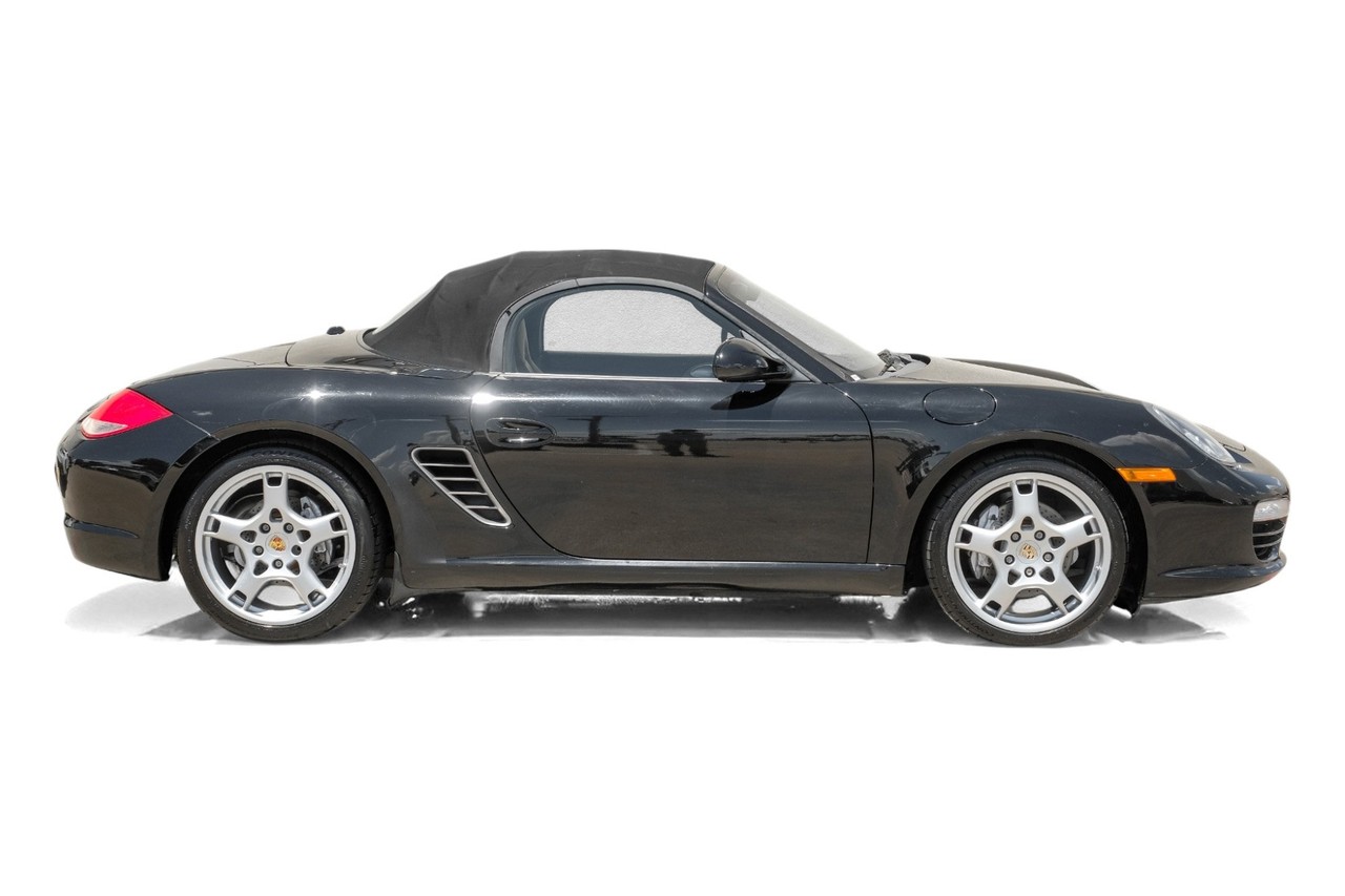 Porsche Boxster Vehicle Main Gallery Image 07