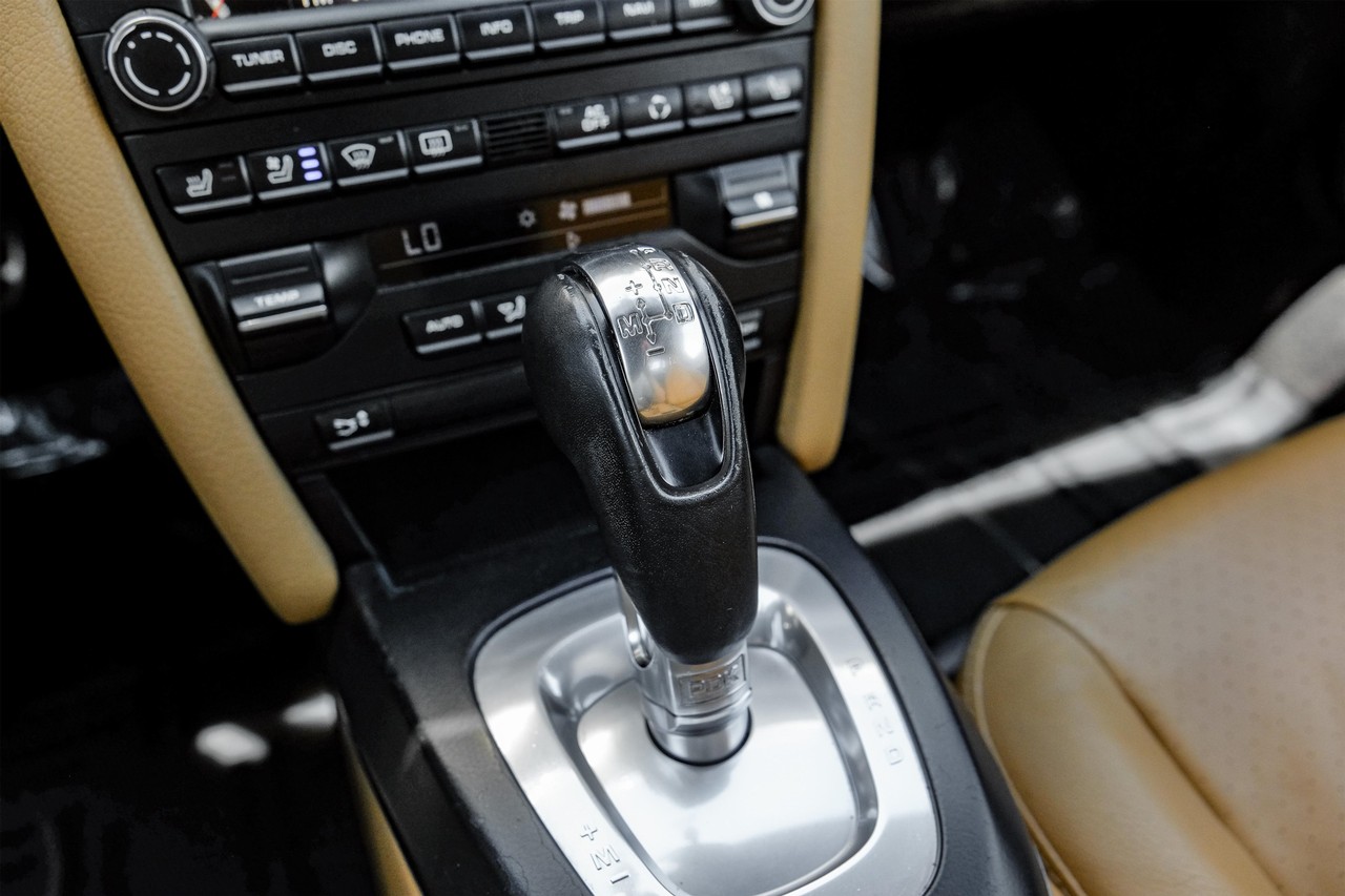 Porsche Boxster Vehicle Main Gallery Image 19