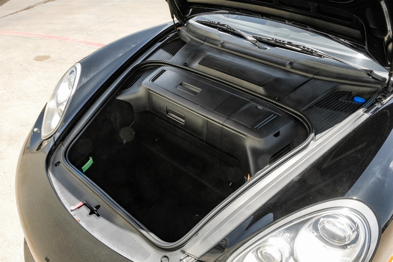 Porsche Boxster Vehicle Main Gallery Image 36