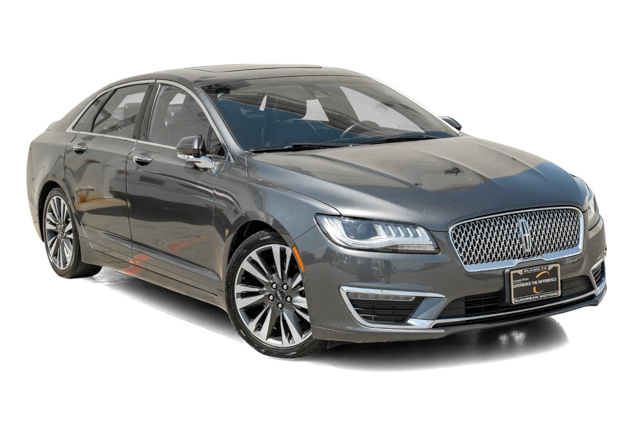 Lincoln MKZ Vehicle Main Gallery Image 06