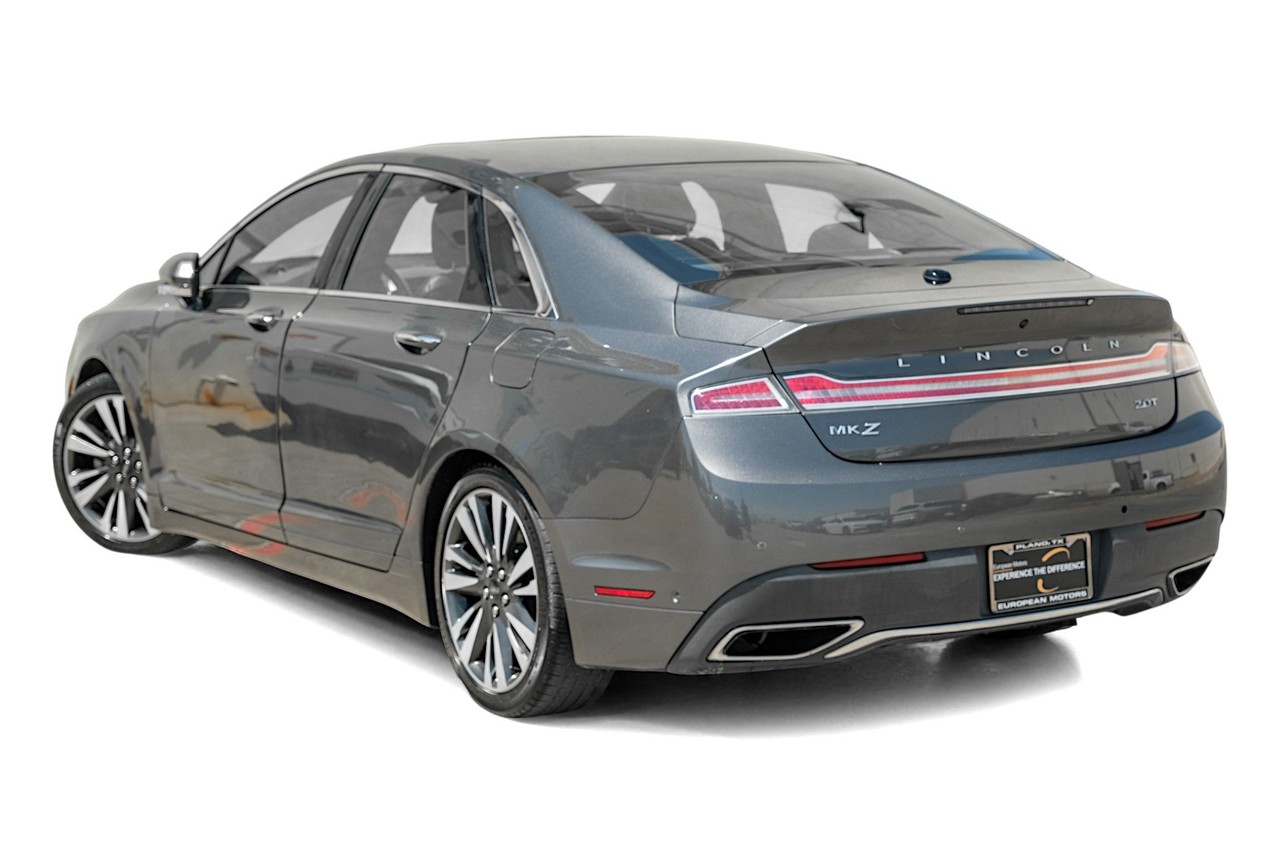 Lincoln MKZ Vehicle Main Gallery Image 10