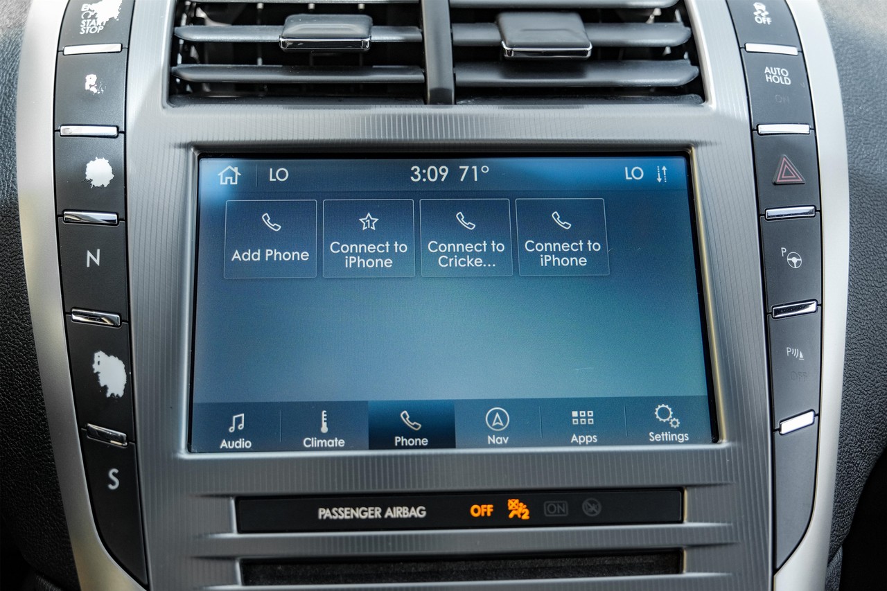 Lincoln MKZ Vehicle Main Gallery Image 27