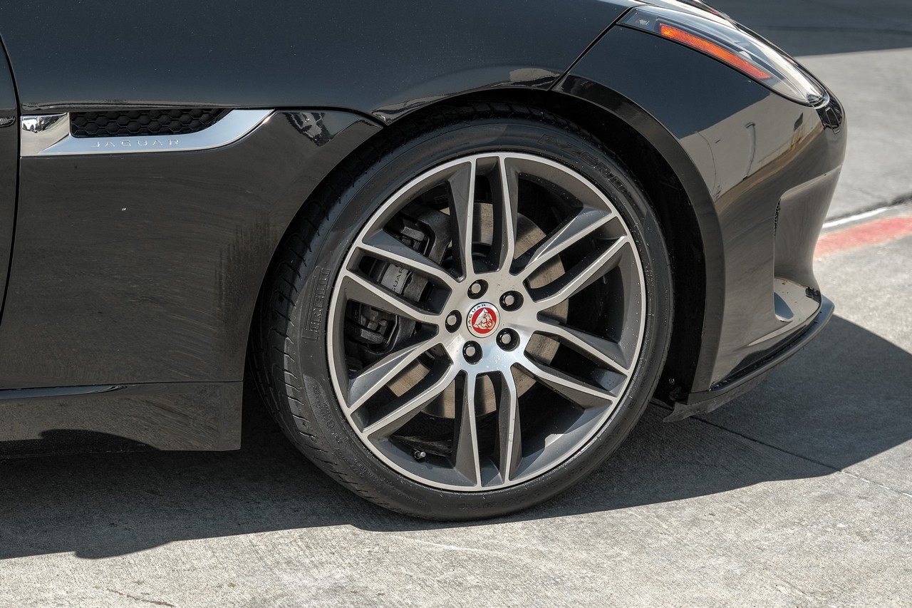 Jaguar F-Type Vehicle Main Gallery Image 41