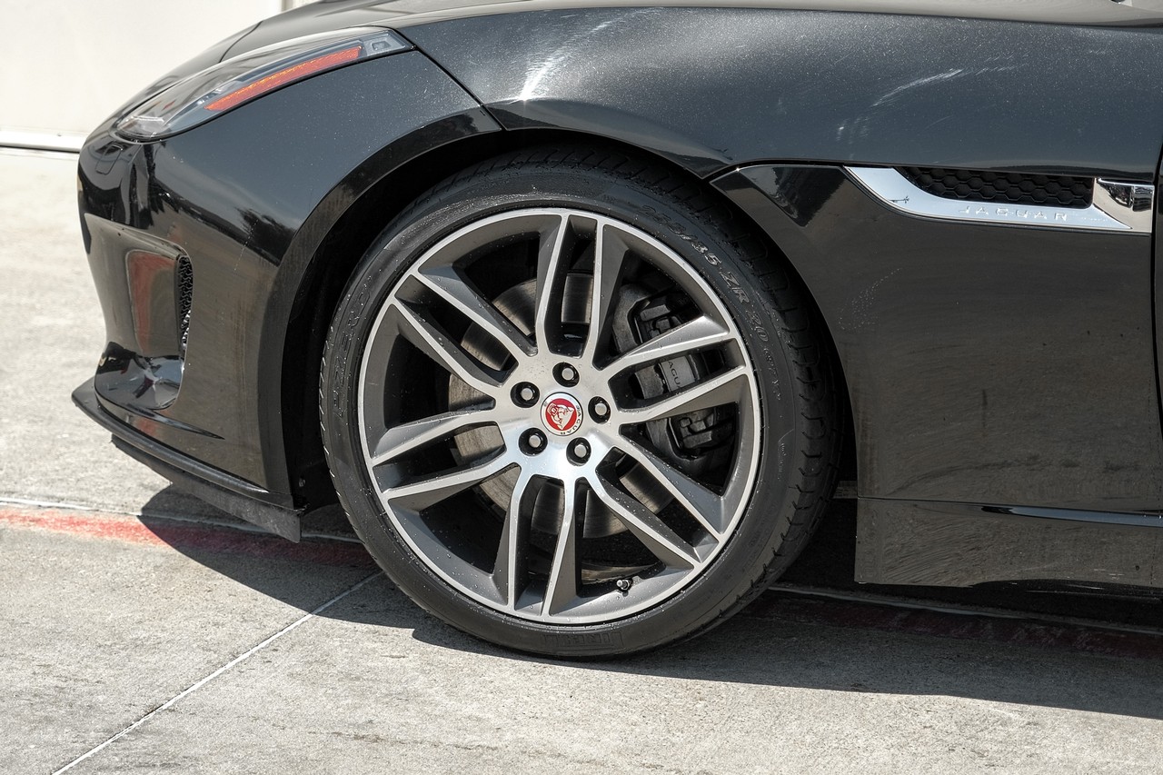 Jaguar F-Type Vehicle Main Gallery Image 42