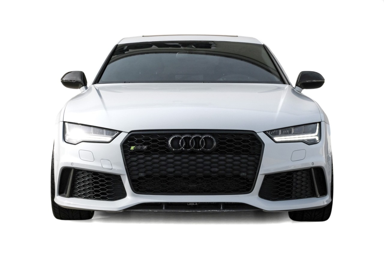 Audi RS 7 Vehicle Main Gallery Image 06