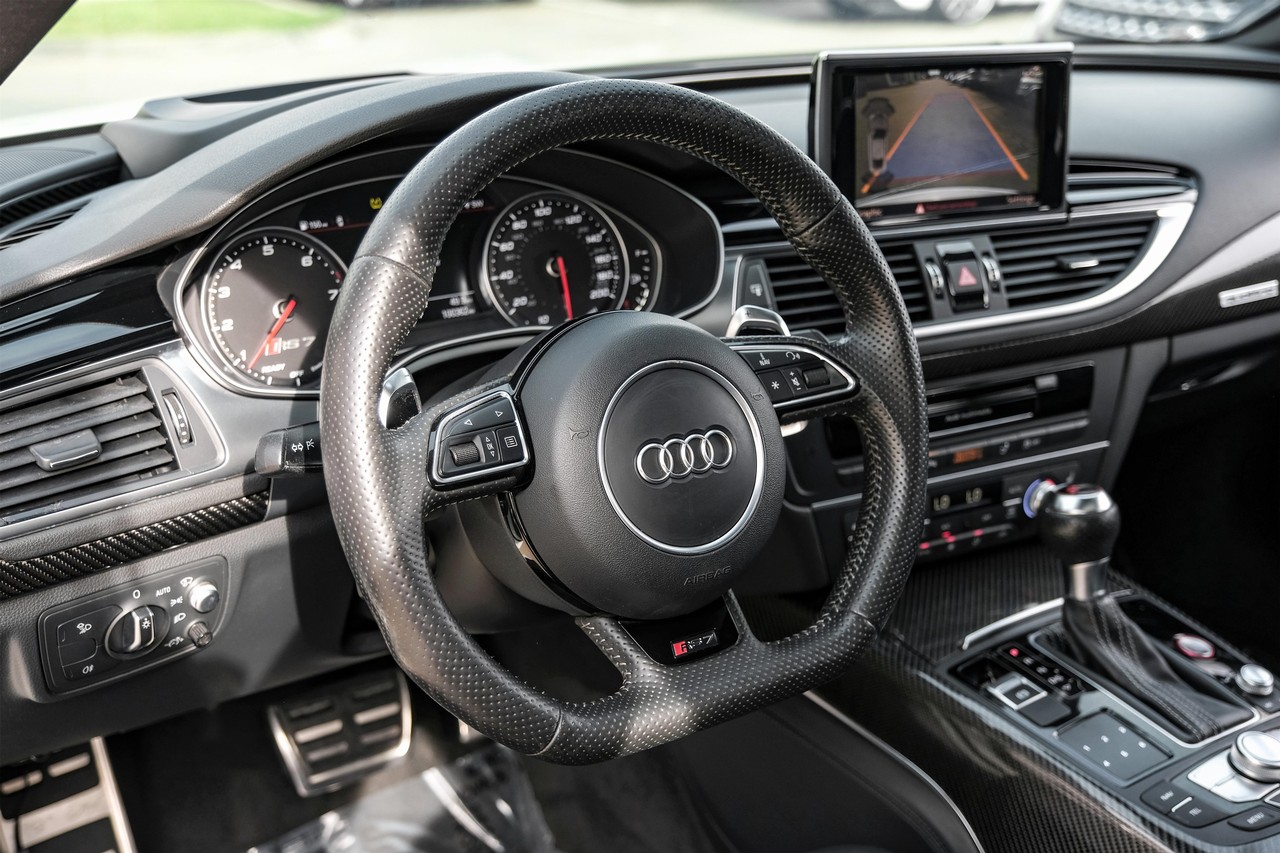 Audi RS 7 Vehicle Main Gallery Image 16