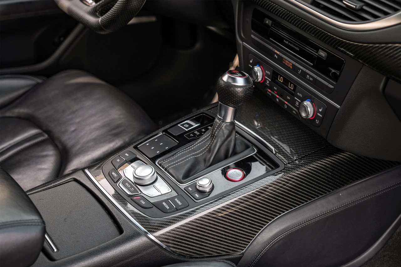 Audi RS 7 Vehicle Main Gallery Image 25