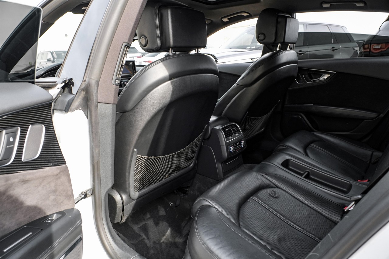 Audi RS 7 Vehicle Main Gallery Image 36