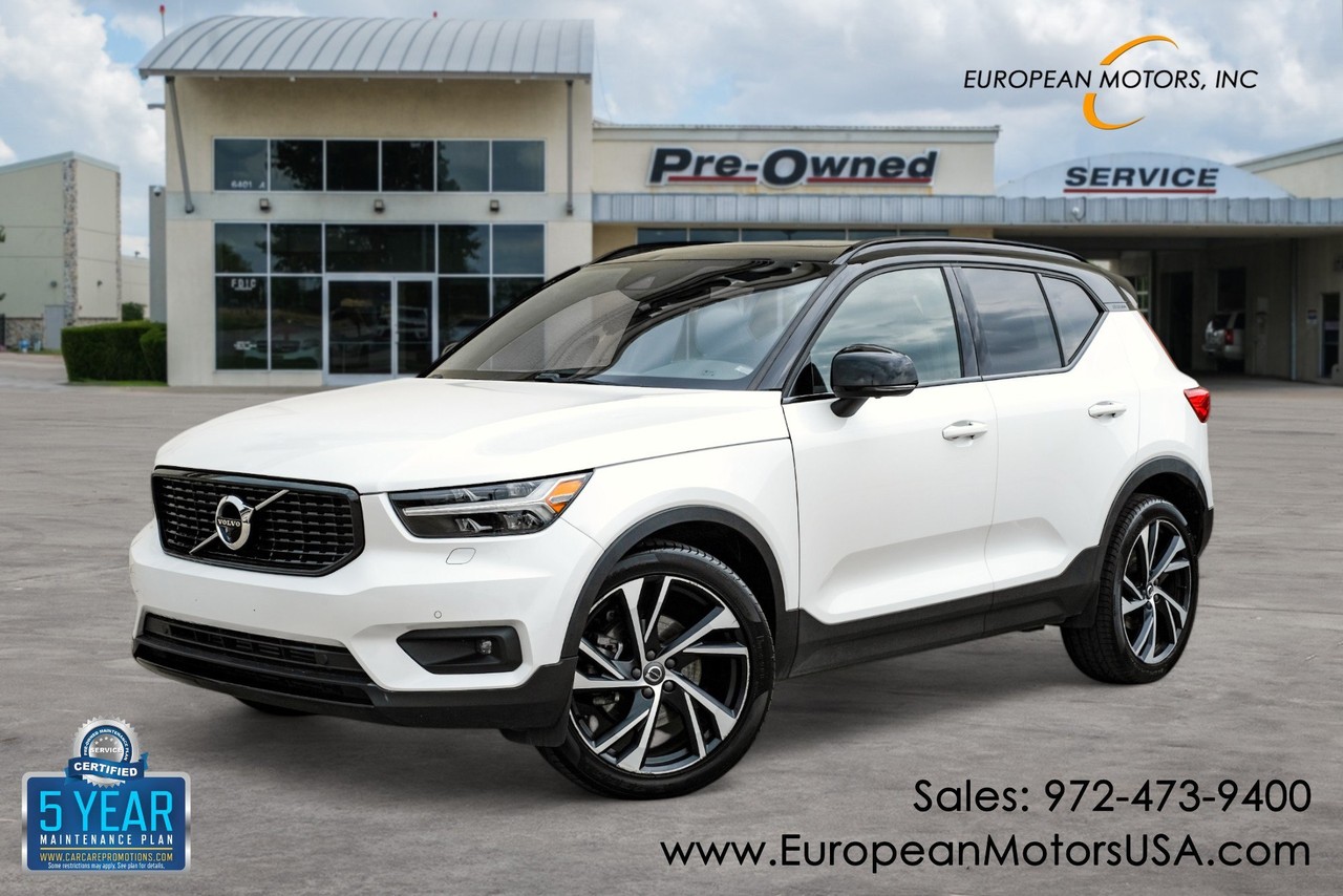 Volvo XC40 Vehicle Main Gallery Image 01