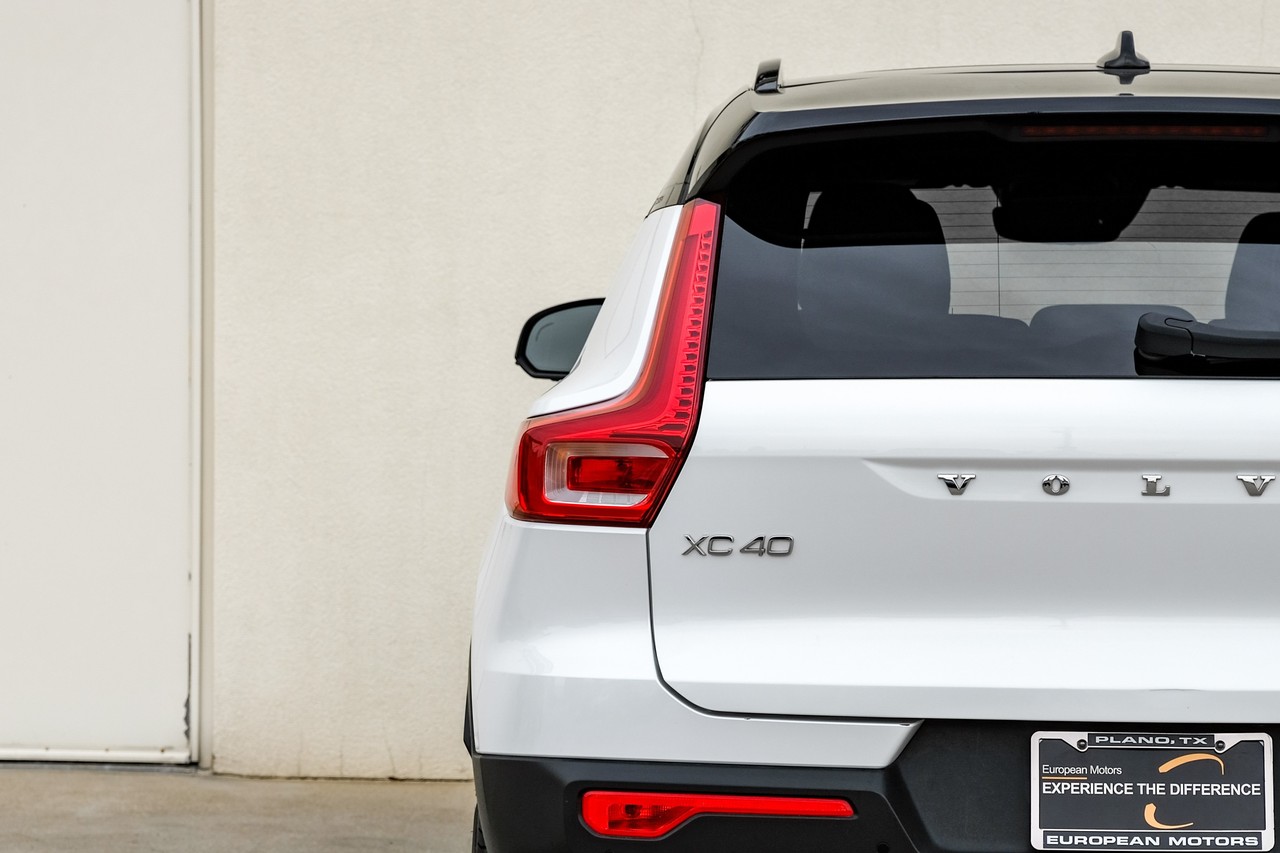 Volvo XC40 Vehicle Main Gallery Image 51