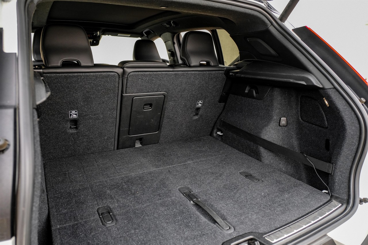 Volvo XC40 Vehicle Main Gallery Image 53
