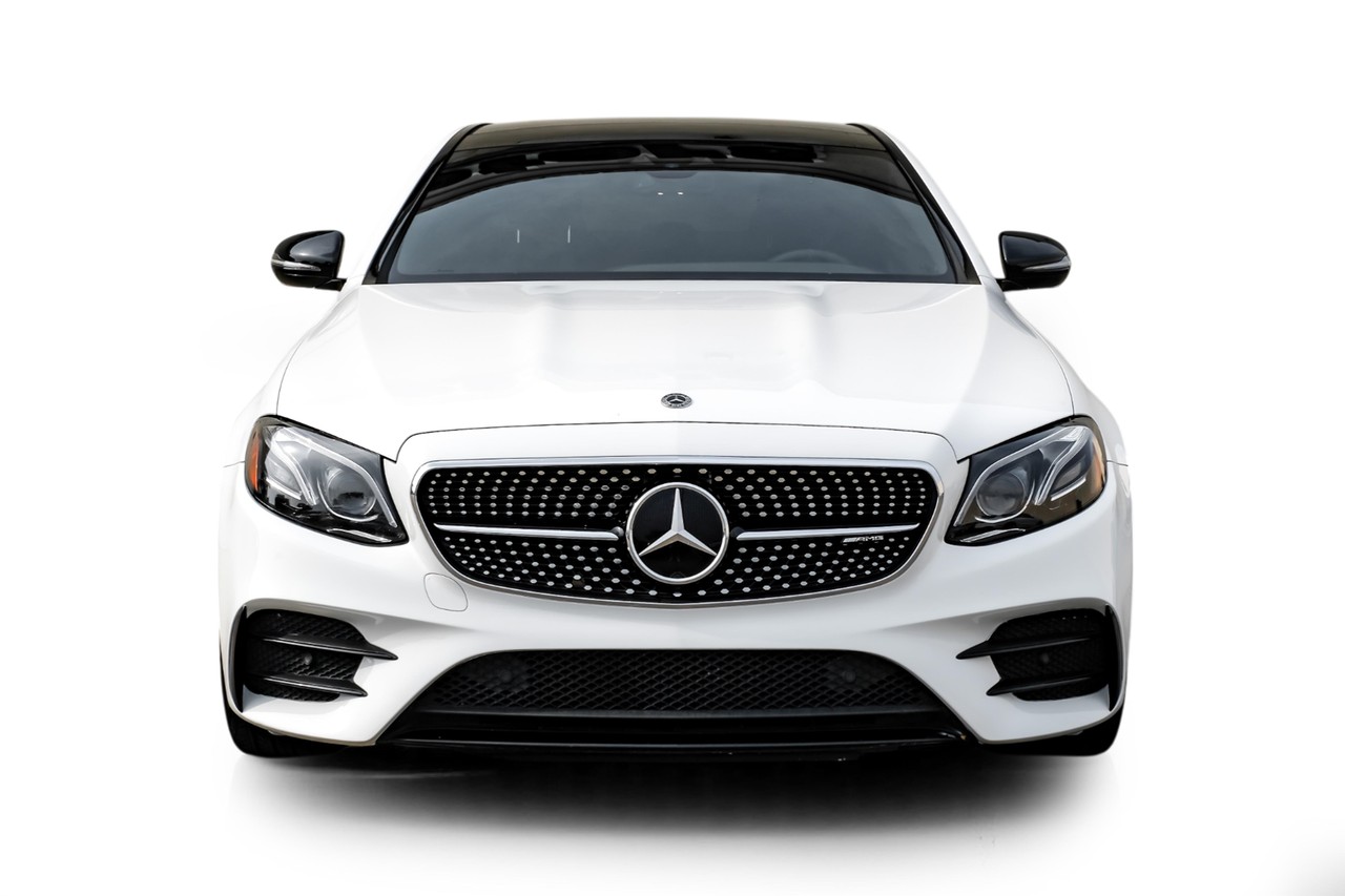 Mercedes-Benz E-Class Vehicle Main Gallery Image 06