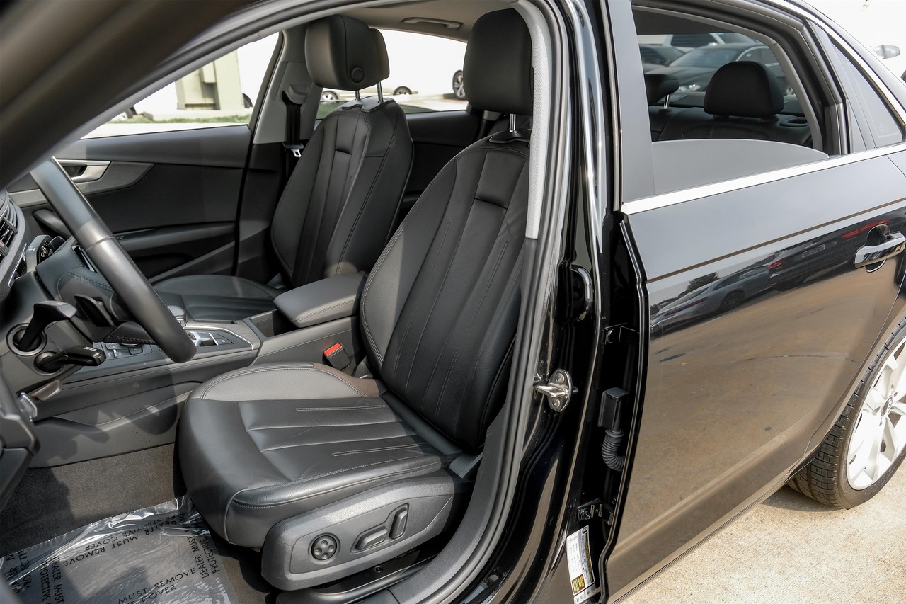 Audi A4 Vehicle Main Gallery Image 04