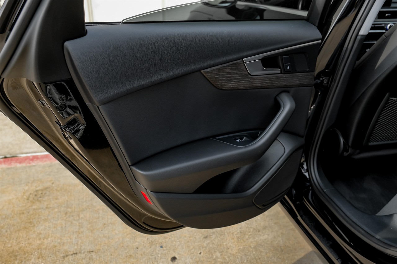 Audi A4 Vehicle Main Gallery Image 48