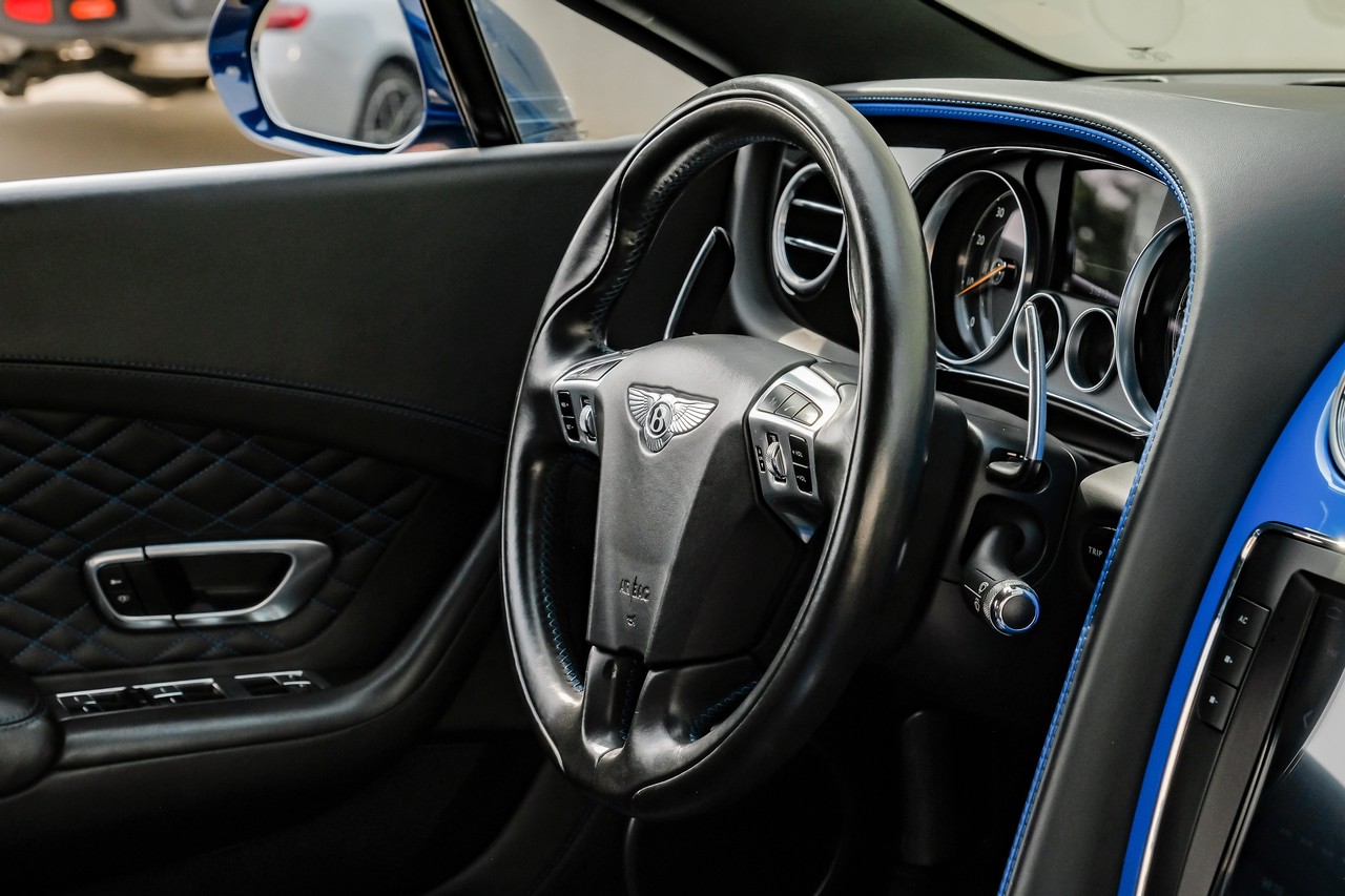 Bentley Continental Vehicle Main Gallery Image 17