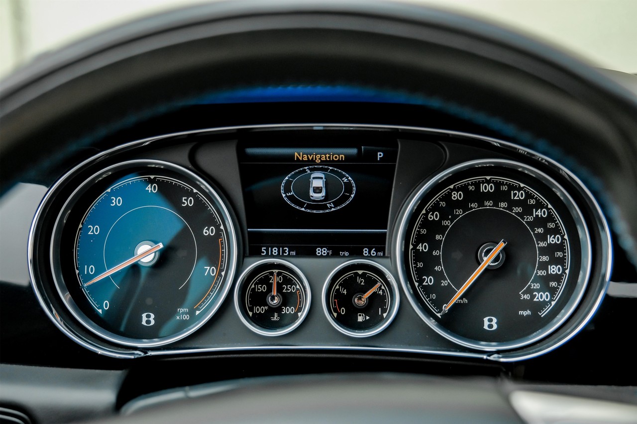 Bentley Continental Vehicle Main Gallery Image 19