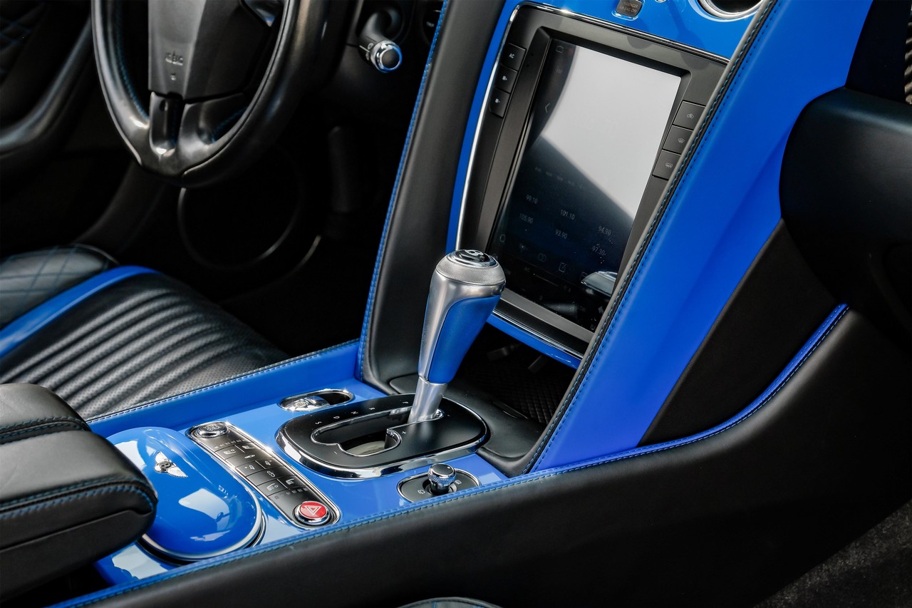 Bentley Continental Vehicle Main Gallery Image 22