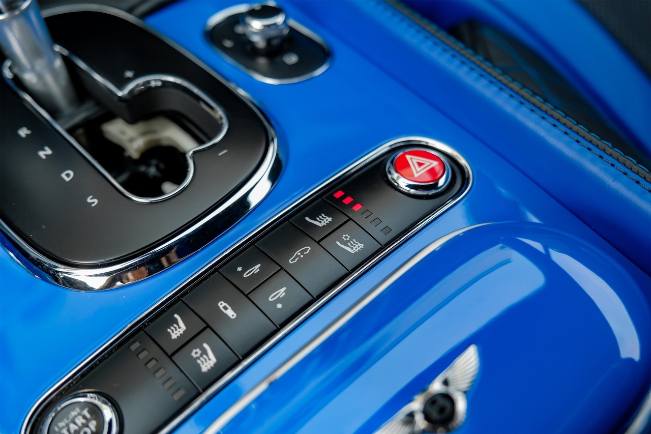 Bentley Continental Vehicle Main Gallery Image 26