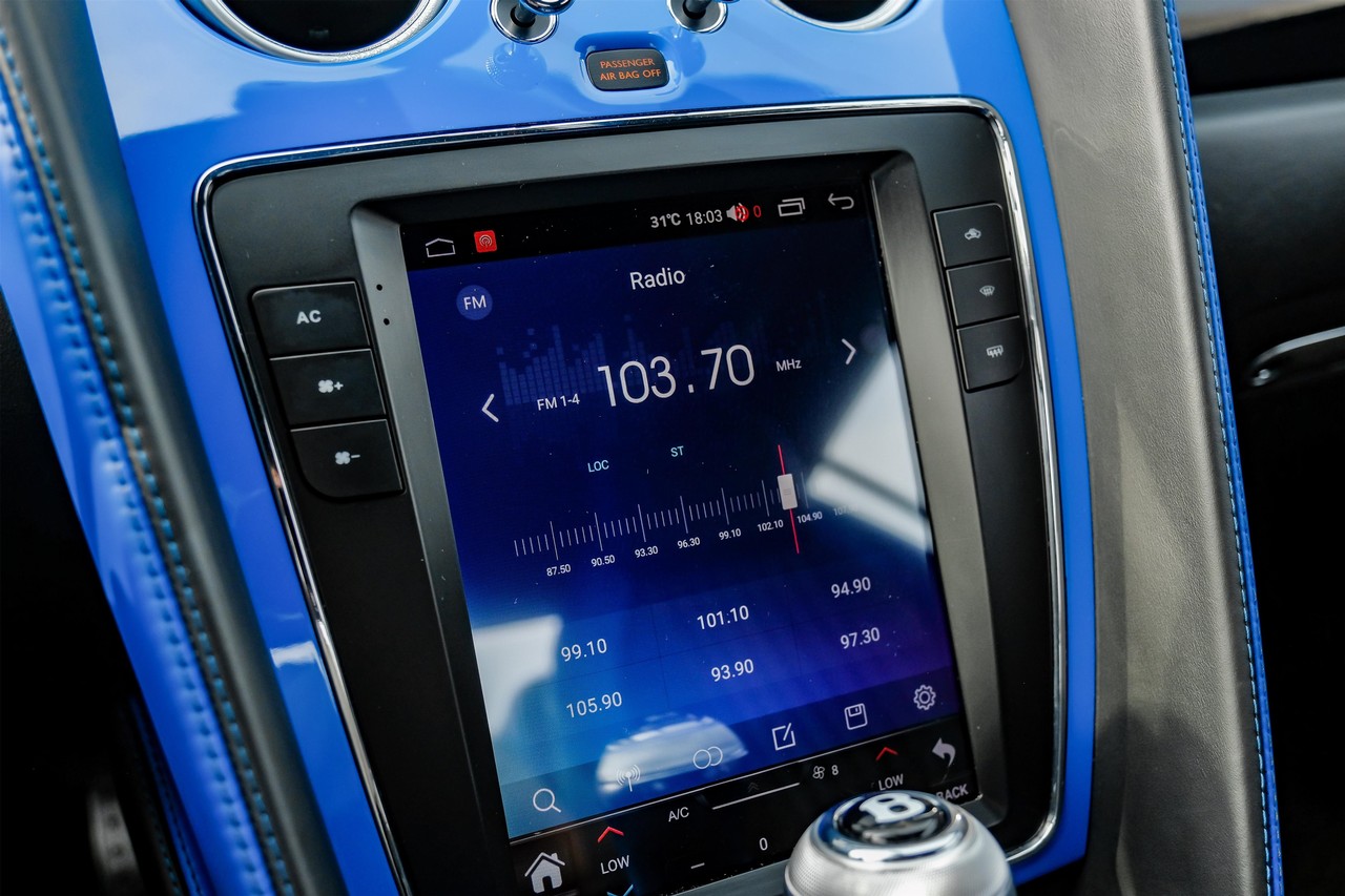 Bentley Continental Vehicle Main Gallery Image 28