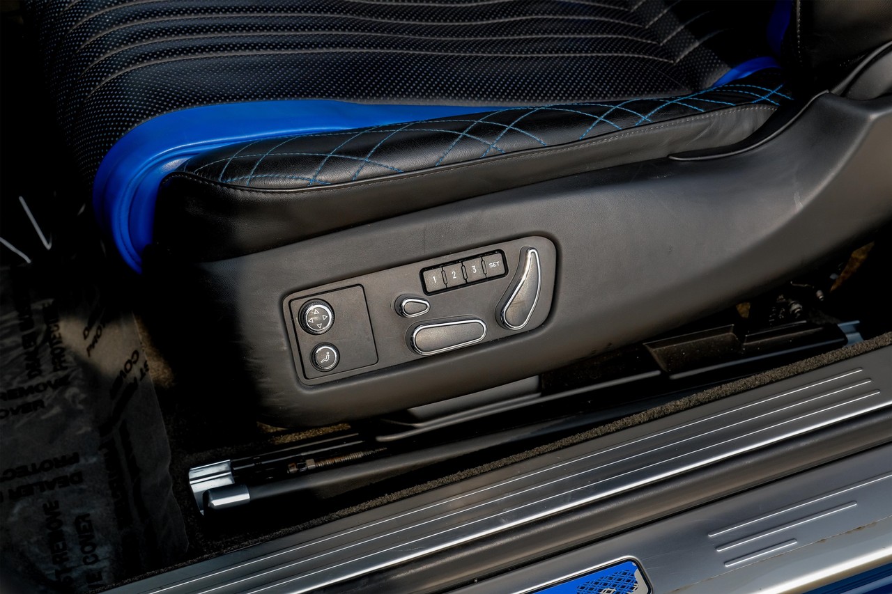Bentley Continental Vehicle Main Gallery Image 32