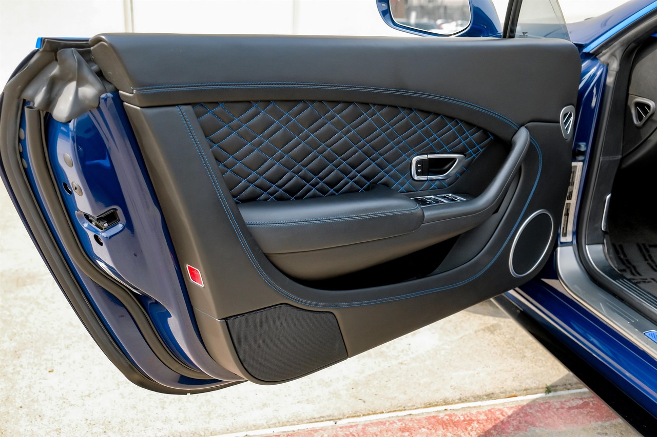 Bentley Continental Vehicle Main Gallery Image 37