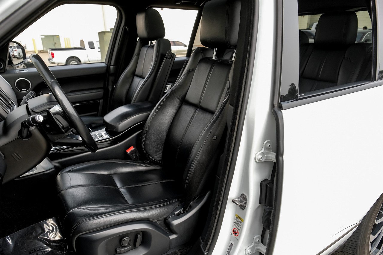 Land Rover Range Rover Vehicle Main Gallery Image 04