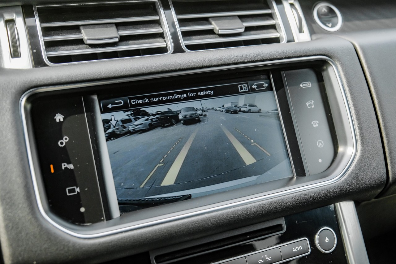 Land Rover Range Rover Vehicle Main Gallery Image 27